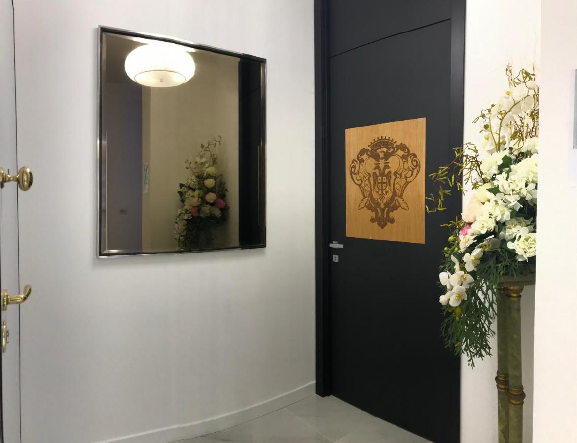 Luxury B&B Charlemagne Salerno Ngoại thất bức ảnh