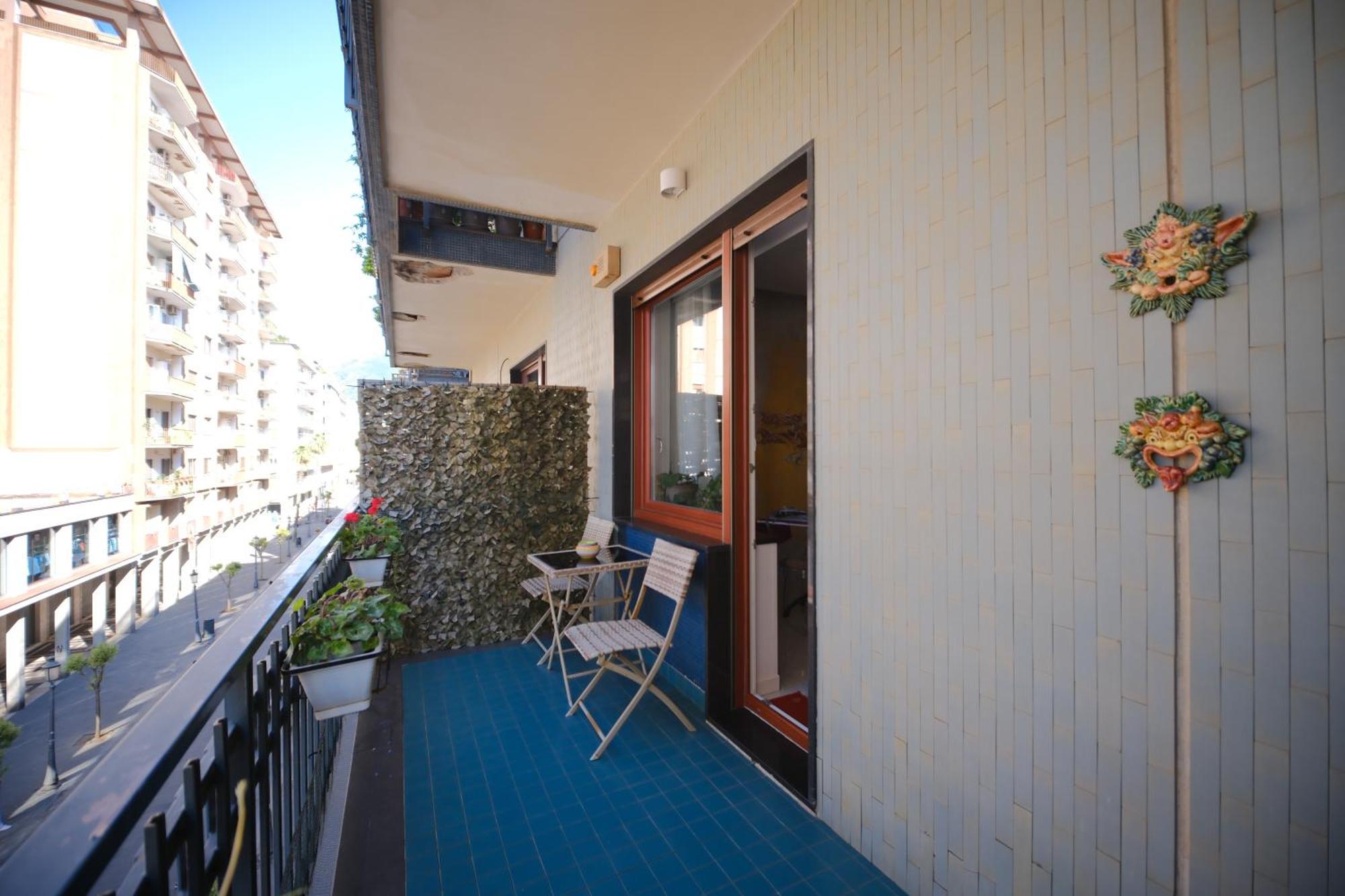 Luxury B&B Charlemagne Salerno Ngoại thất bức ảnh